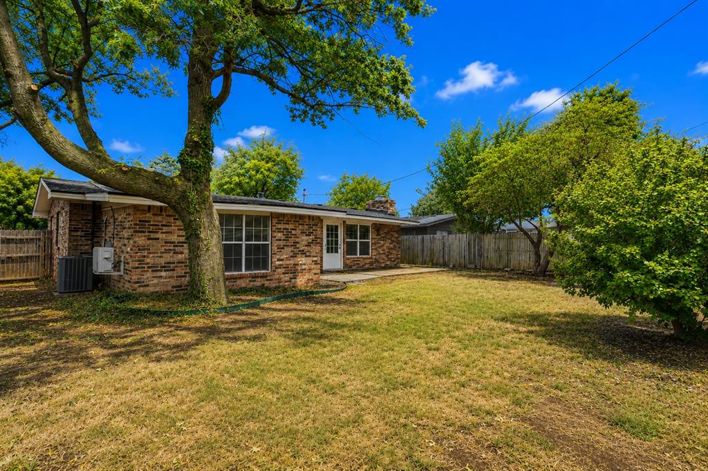 2733 Manchester Drive Property Photo 34