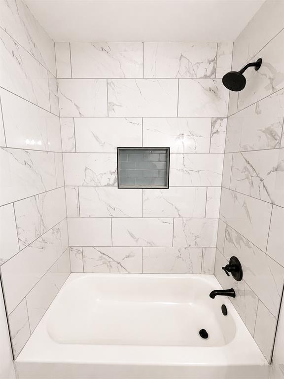 4017 N Linn Avenue Property Photo 5