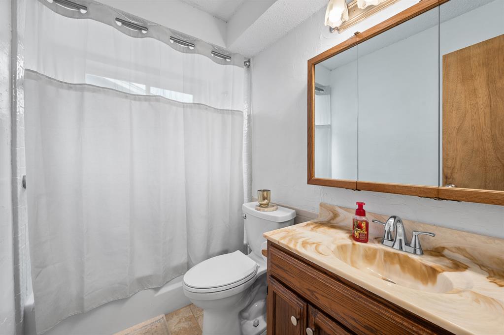 625 Sw 9th Street Property Photo 11