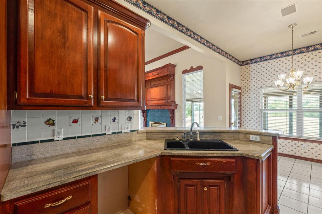 600 Pleasant Drive Property Photo 16