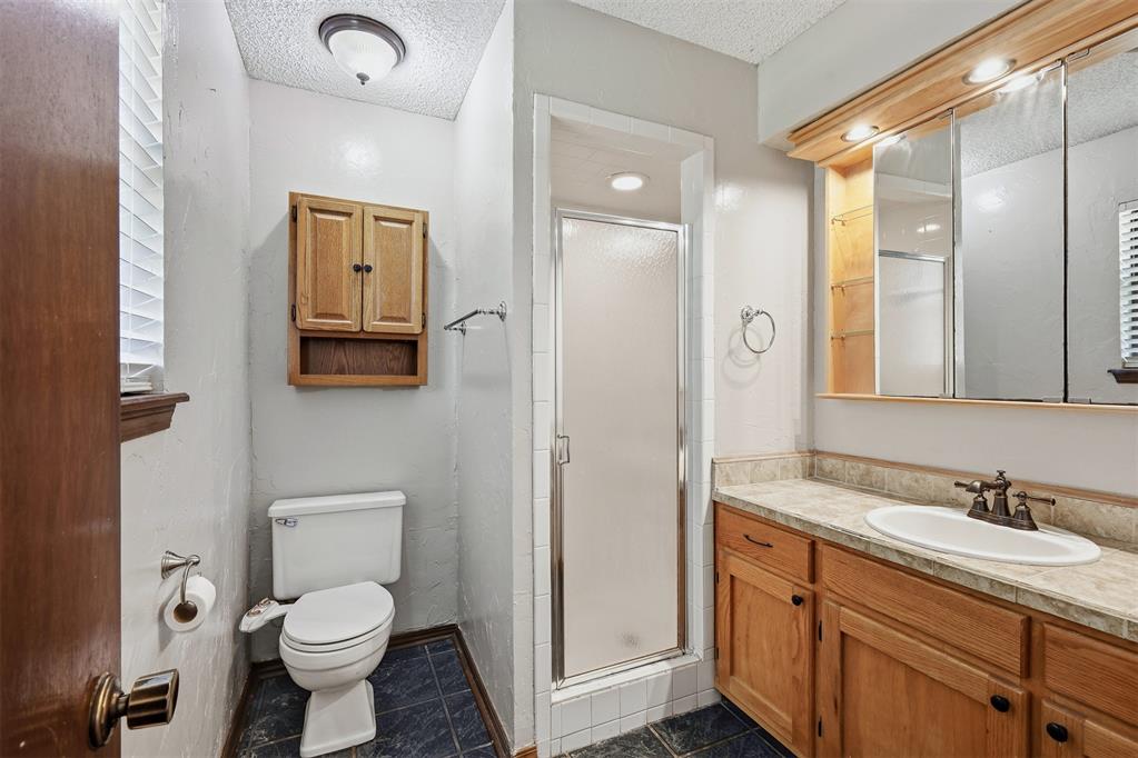 10444 Fairfax Lane Property Photo 7