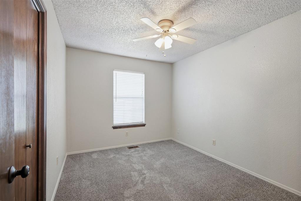 10444 Fairfax Lane Property Photo 9
