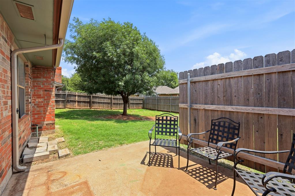 10444 Fairfax Lane Property Photo 10