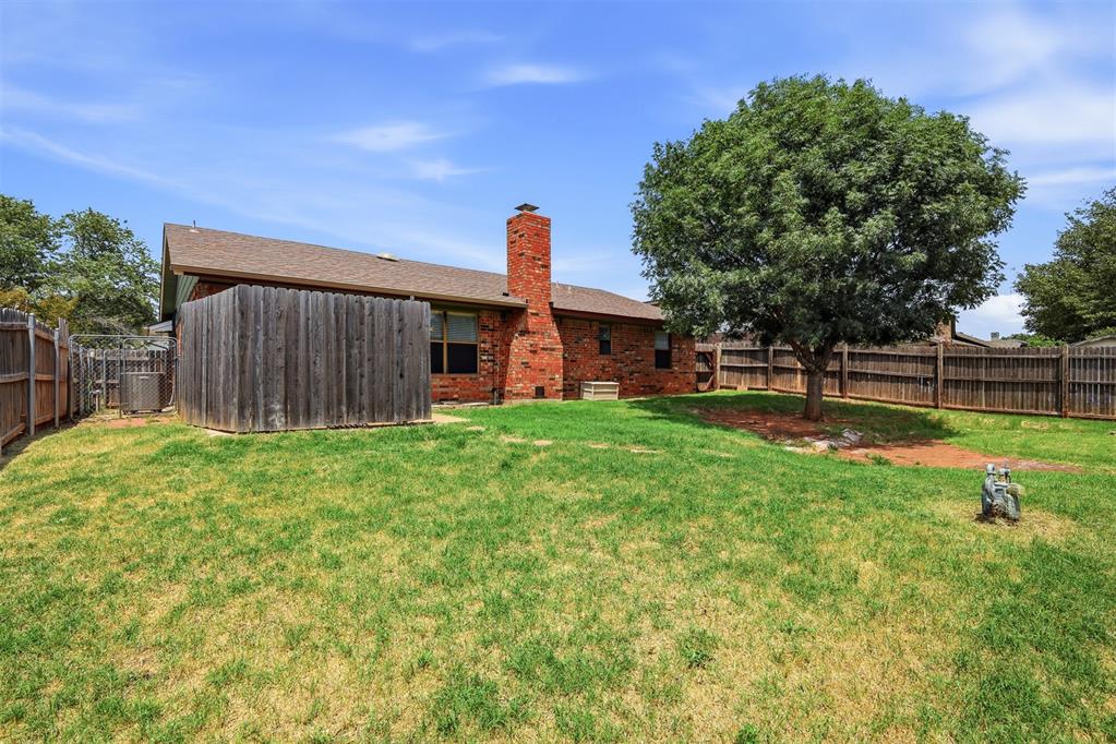 10444 Fairfax Lane Property Photo 11
