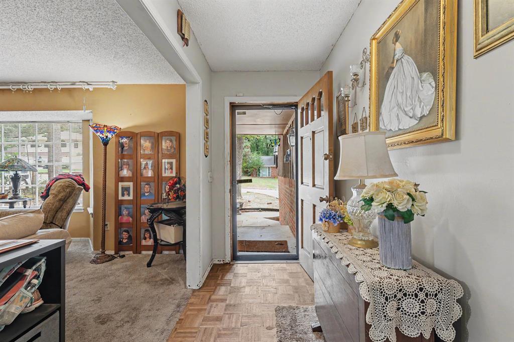 3109 N Timber Avenue Property Photo 4