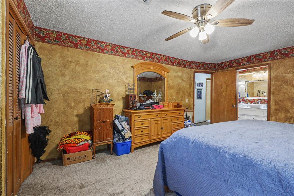 3109 N Timber Avenue Property Photo 19