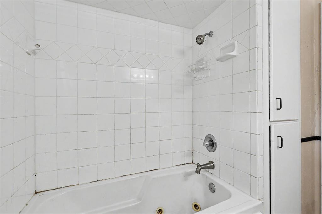 3109 N Timber Avenue Property Photo 27