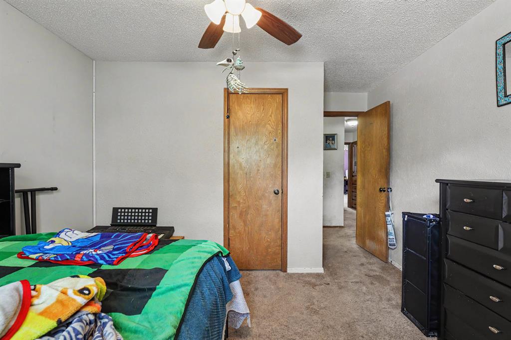 3109 N Timber Avenue Property Photo 29