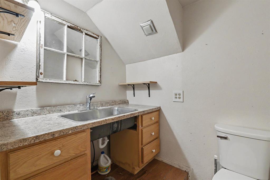 3109 N Timber Avenue Property Photo 35