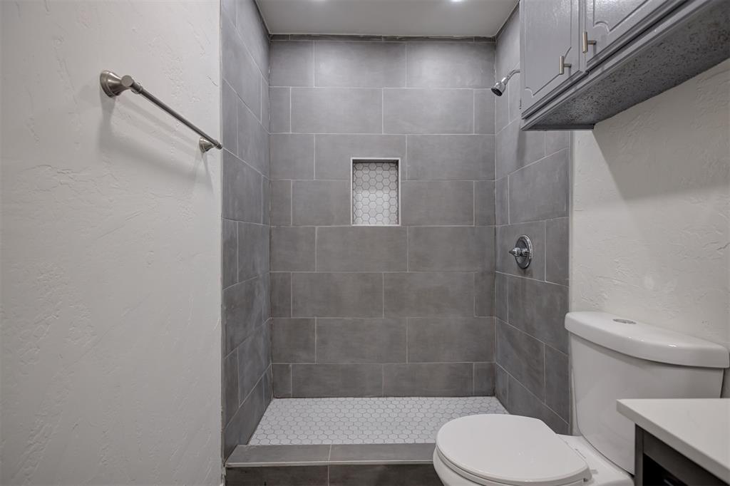 612 W Perry Drive Property Photo 21
