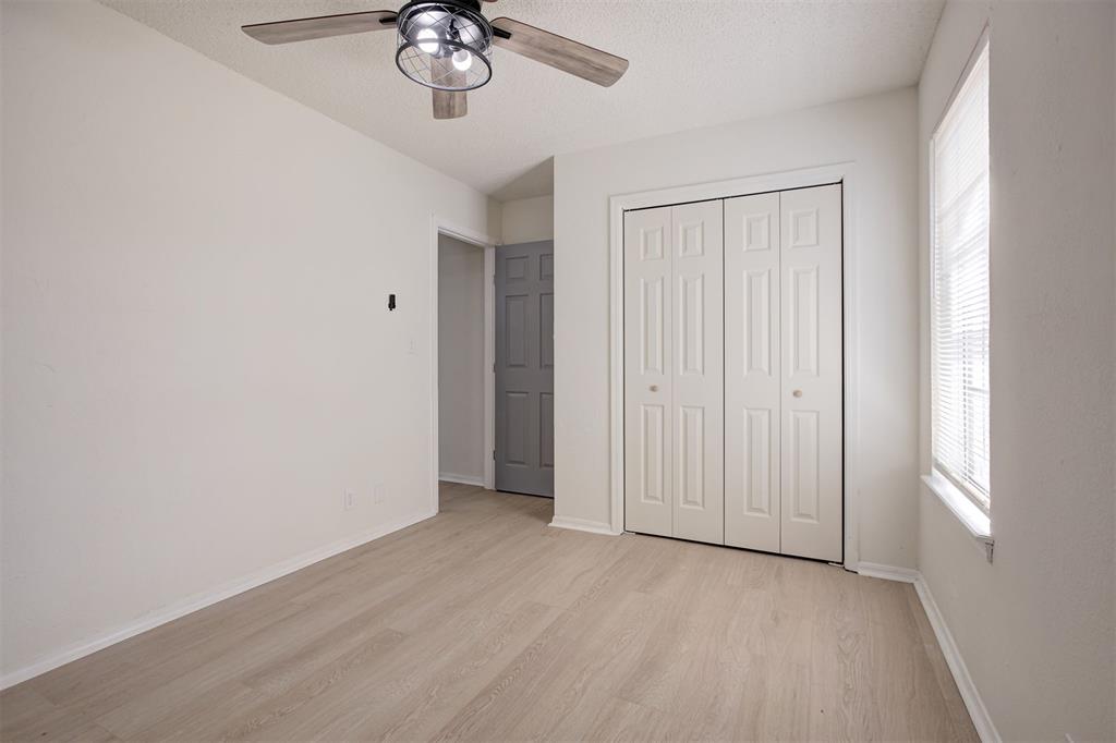 612 W Perry Drive Property Photo 25