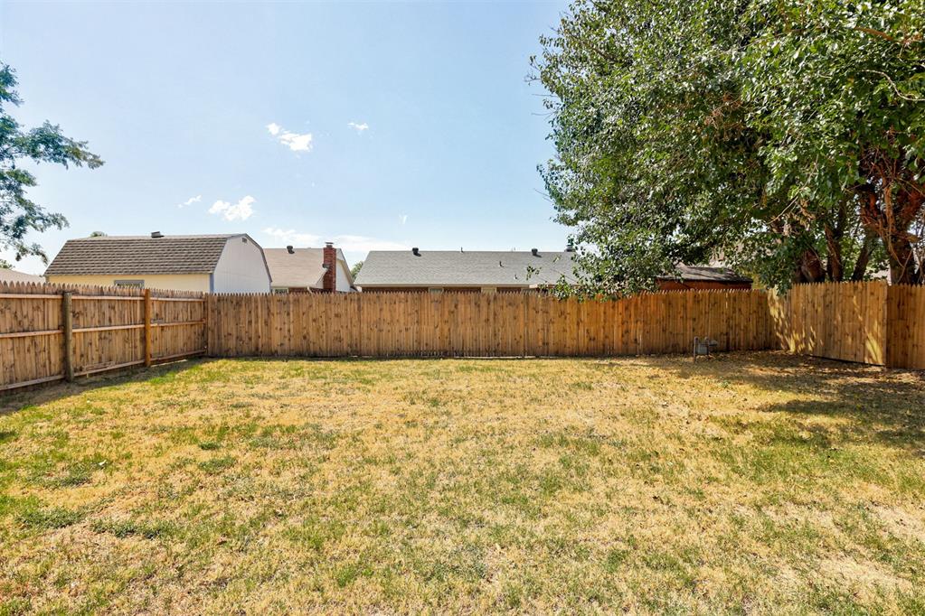 612 W Perry Drive Property Photo 29