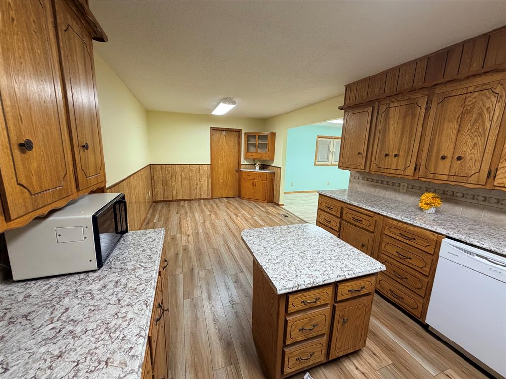 406 N Armor Avenue Property Photo 7
