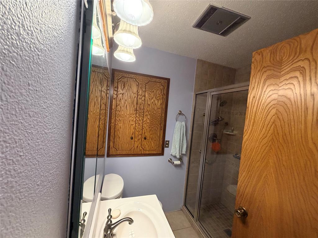 406 N Armor Avenue Property Photo 22
