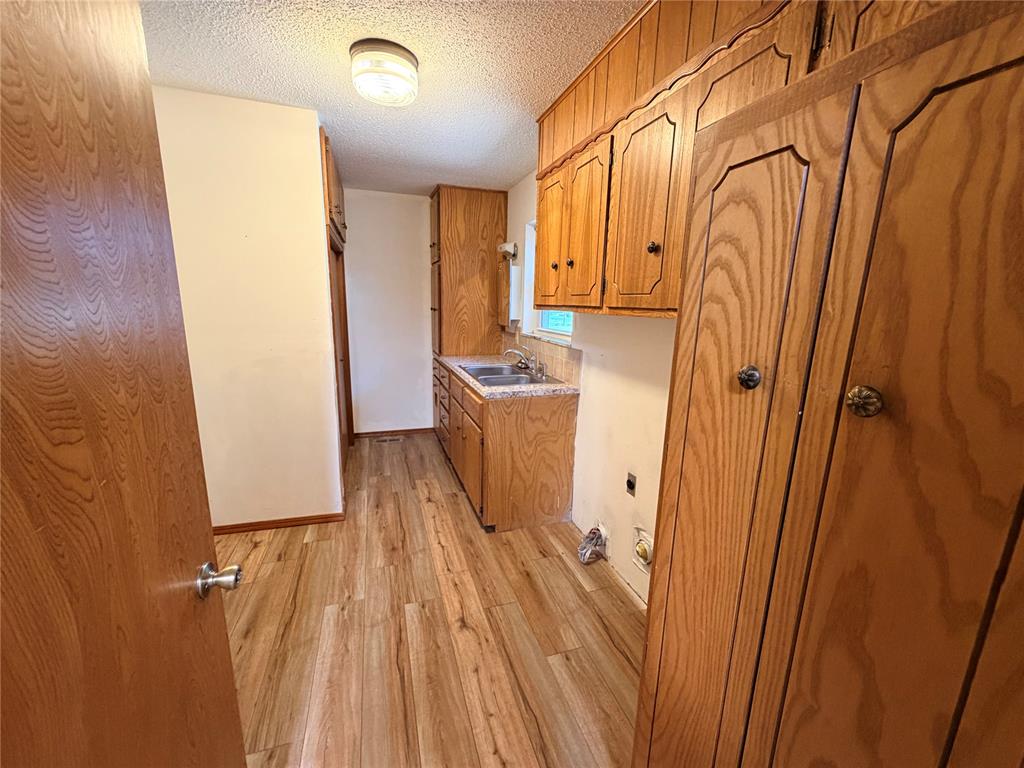 406 N Armor Avenue Property Photo 23