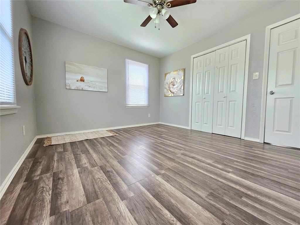 729 E Steed Drive Property Photo 10