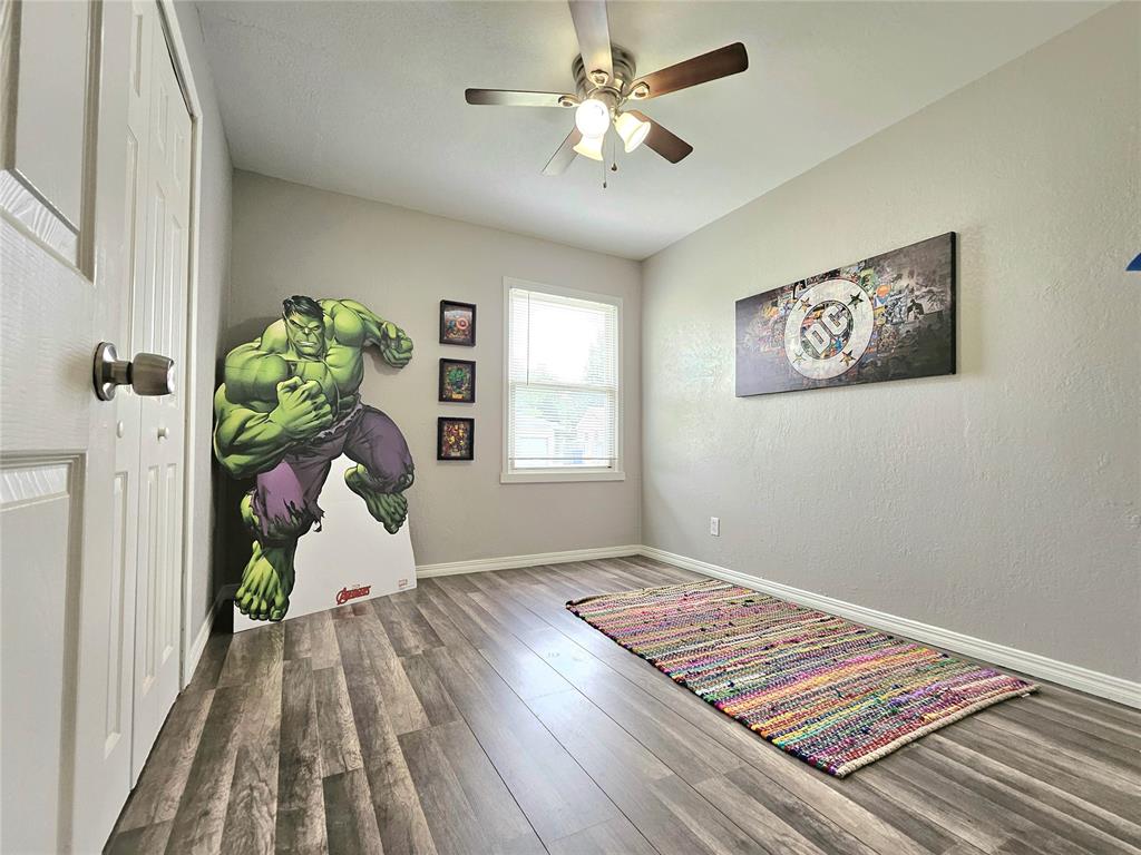 729 E Steed Drive Property Photo 13