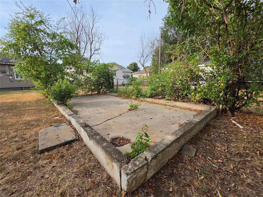 729 E Steed Drive Property Photo 17