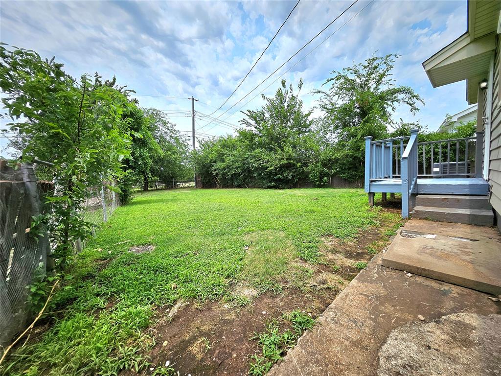 729 E Steed Drive Property Photo 27