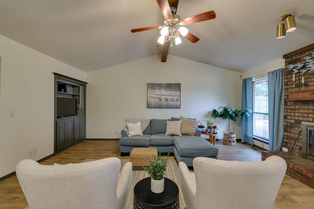 2600 N Valley Brook Drive Property Photo 9