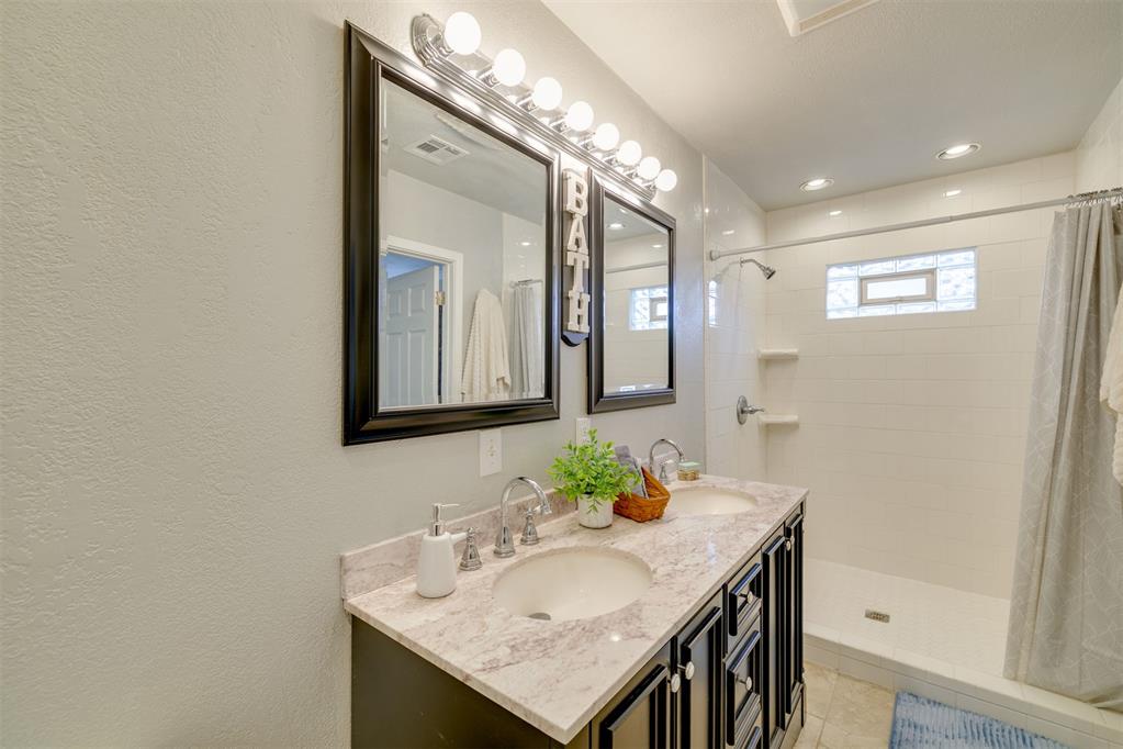 2600 N Valley Brook Drive Property Photo 19
