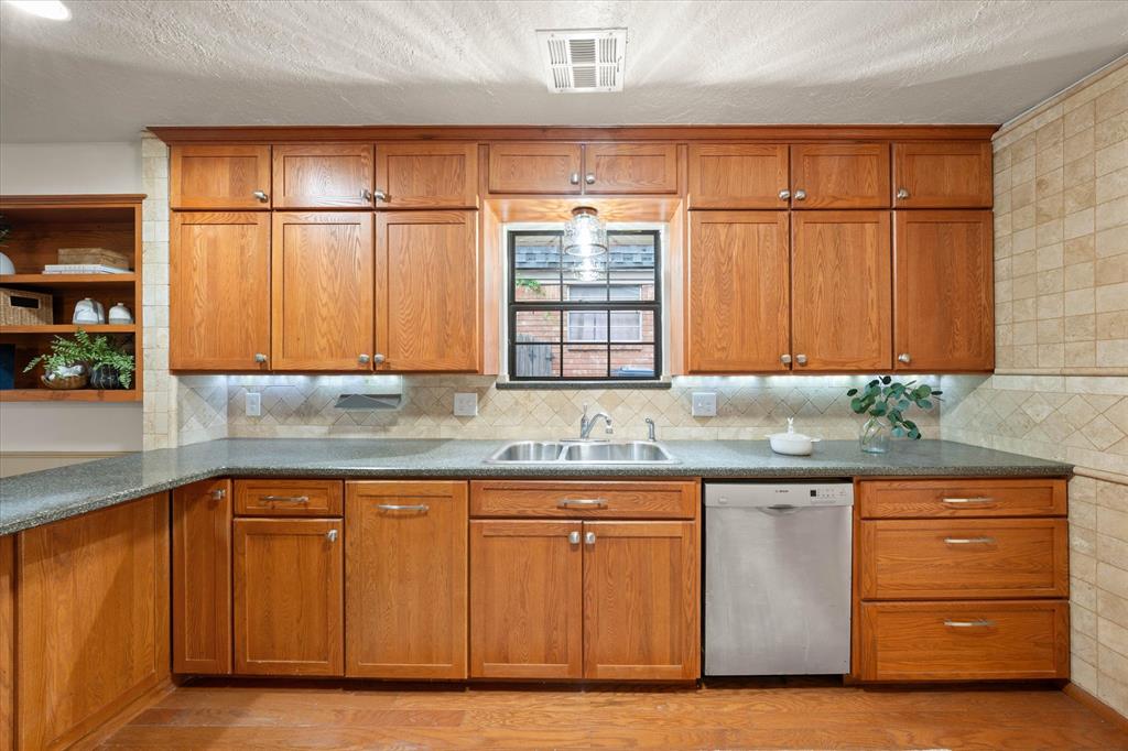 3425 N Utah Avenue Property Photo 15