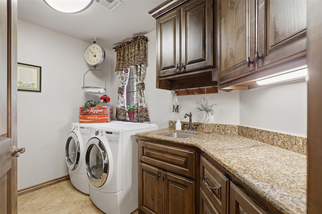 9172 Bergamo Boulevard Property Photo 31