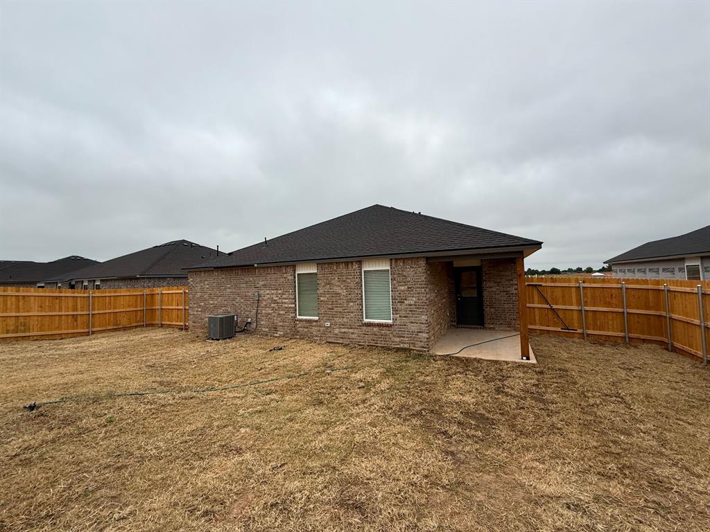 644 Sw 11th Street Property Photo 16