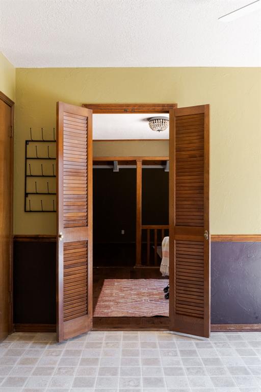 2104 Bent Twig Circle Property Photo 9