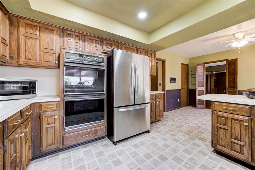 2104 Bent Twig Circle Property Photo 13