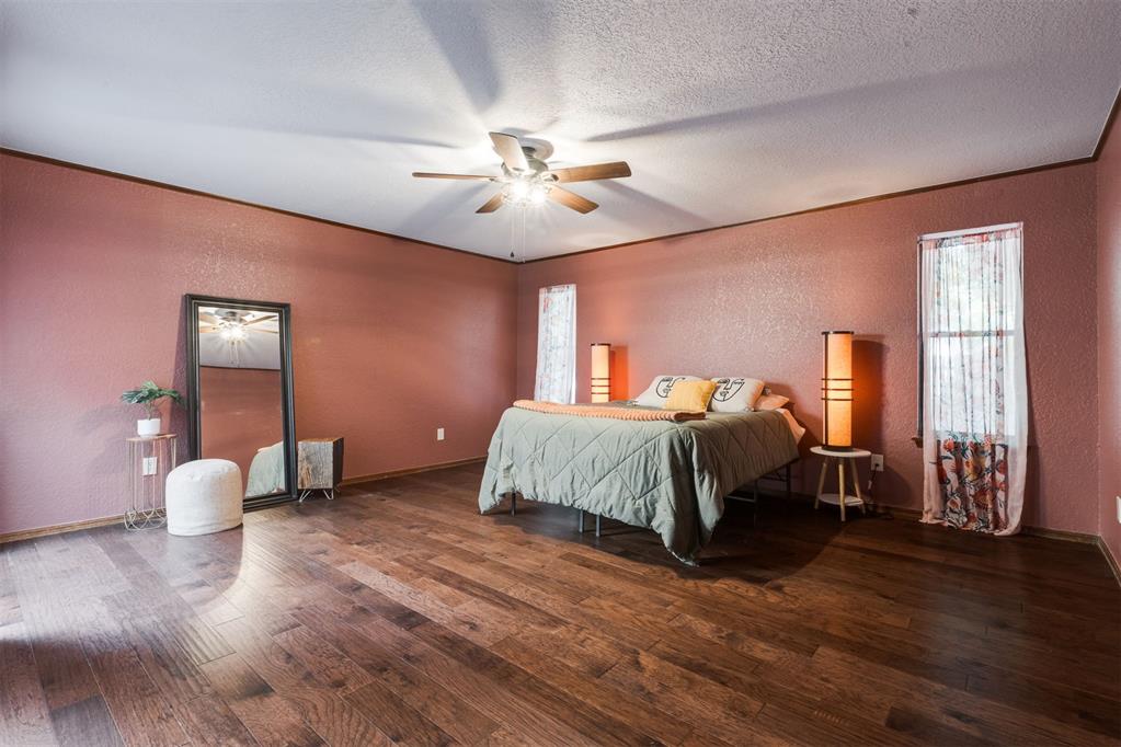 2104 Bent Twig Circle Property Photo 15