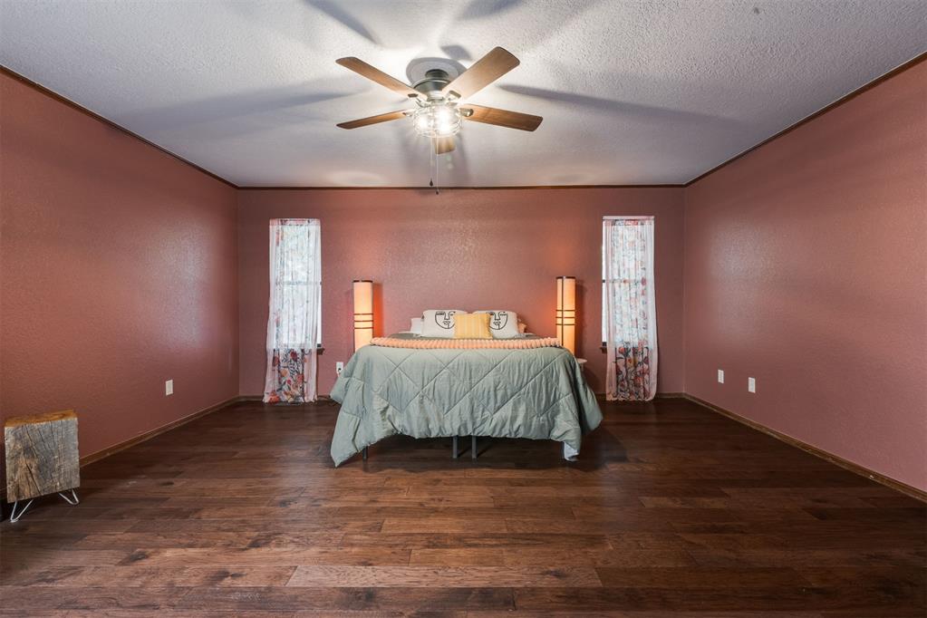 2104 Bent Twig Circle Property Photo 16