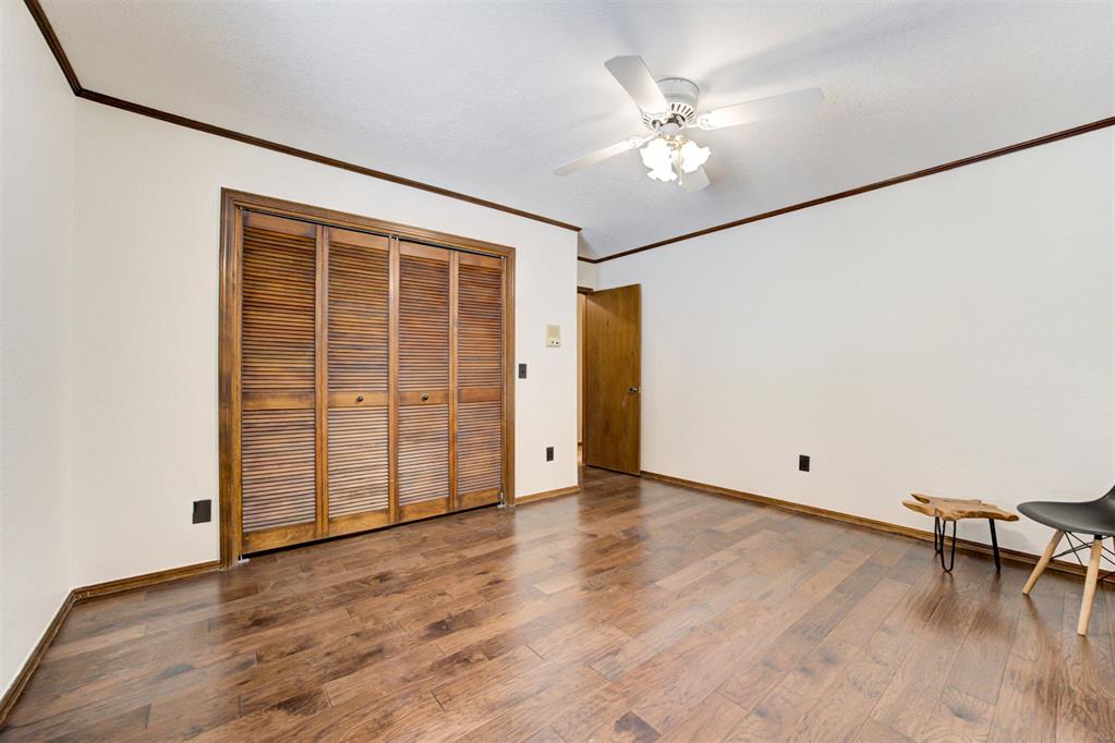 2104 Bent Twig Circle Property Photo 29