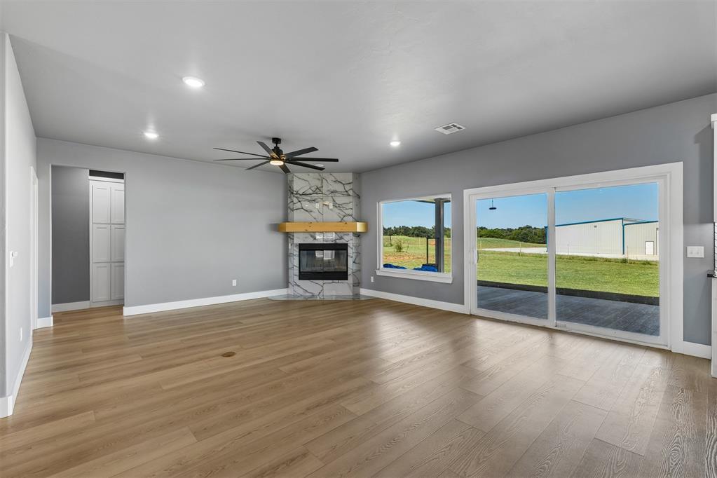 4930 Meadow Drive Property Photo 6