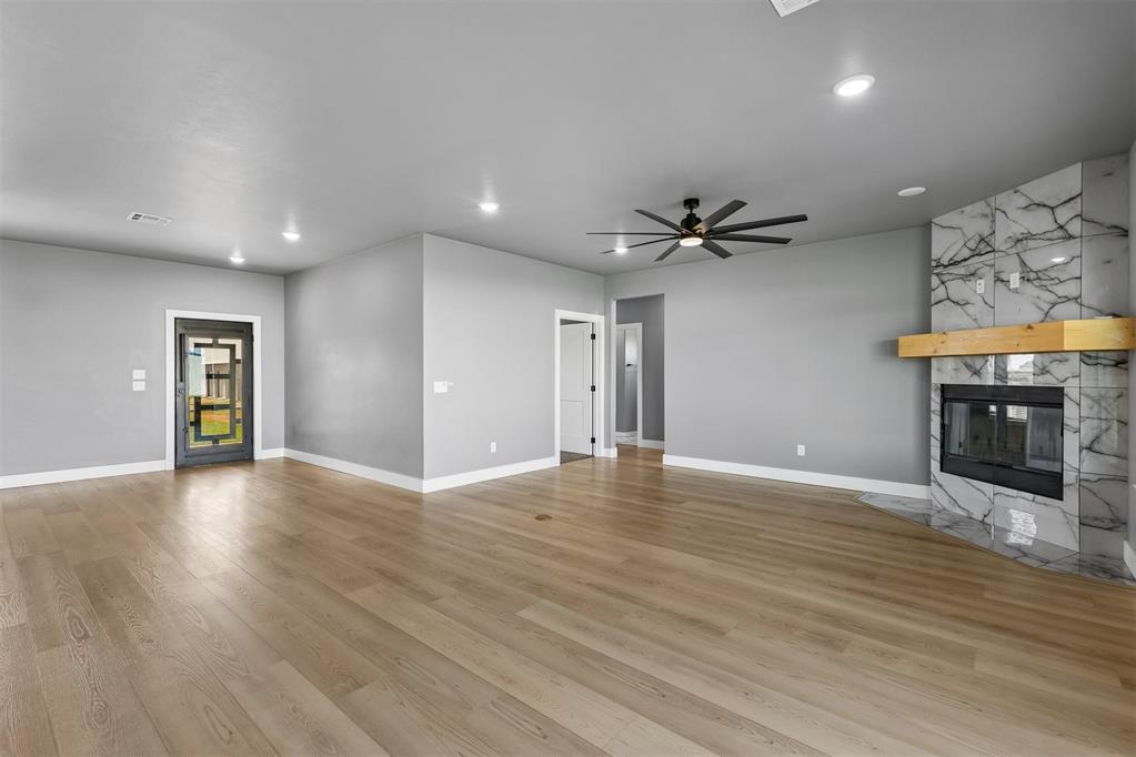 4930 Meadow Drive Property Photo 7