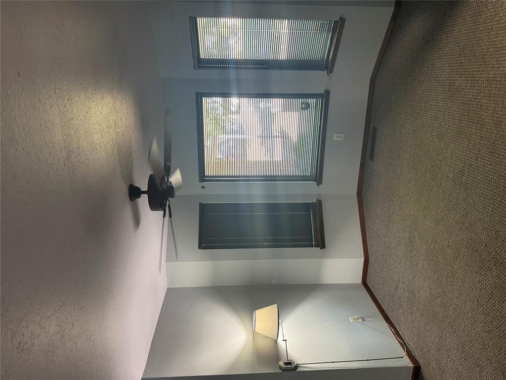 3713 Rolling Lane Circle Property Photo 4