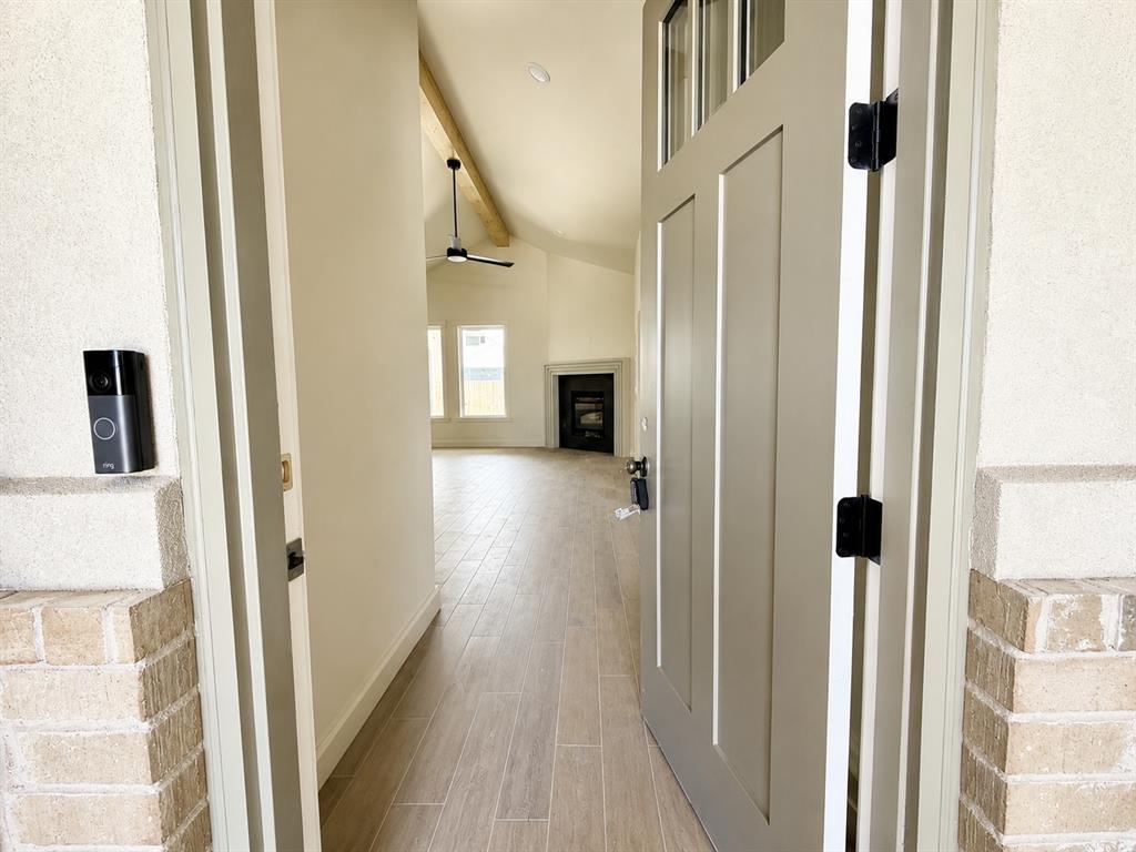 5009 Vine Cliff Road Property Photo 3