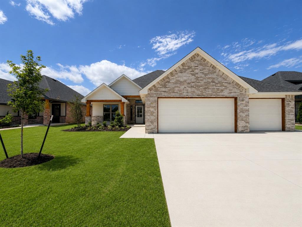 5105 Vine Cliff Road Property Photo 1