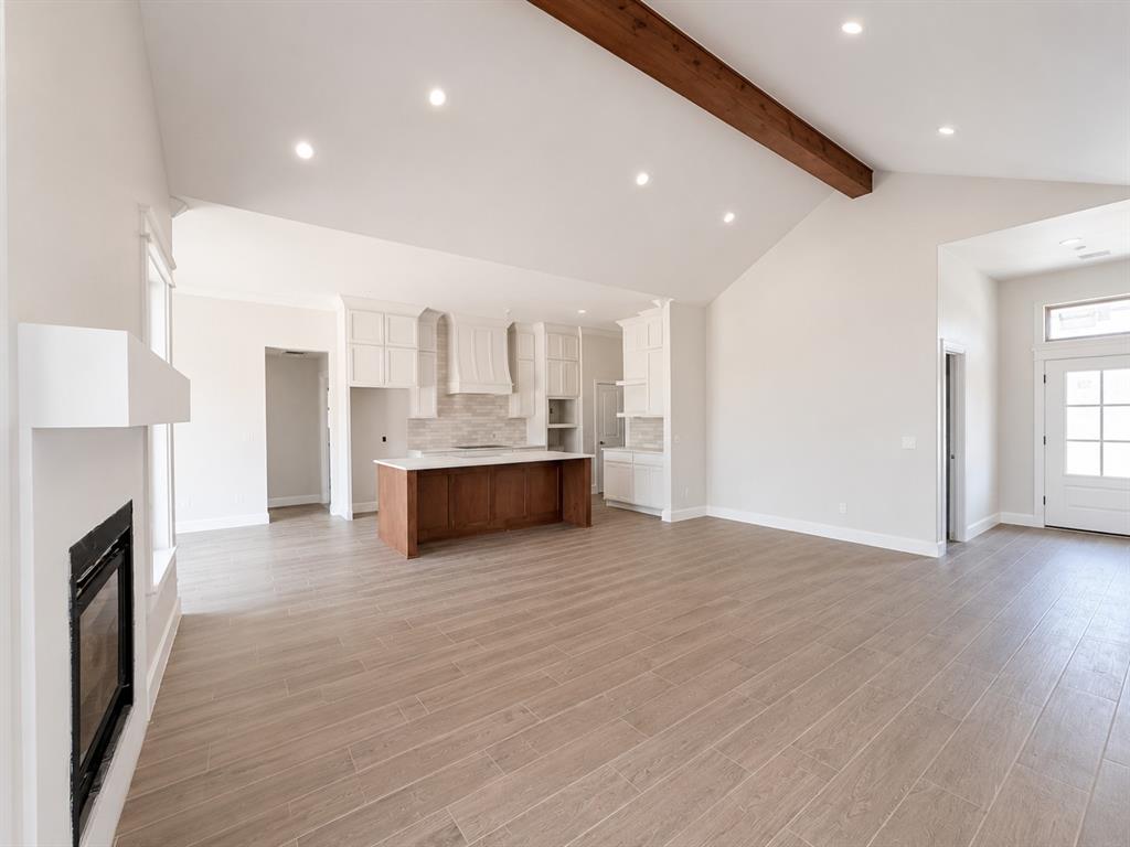 5105 Vine Cliff Road Property Photo 3