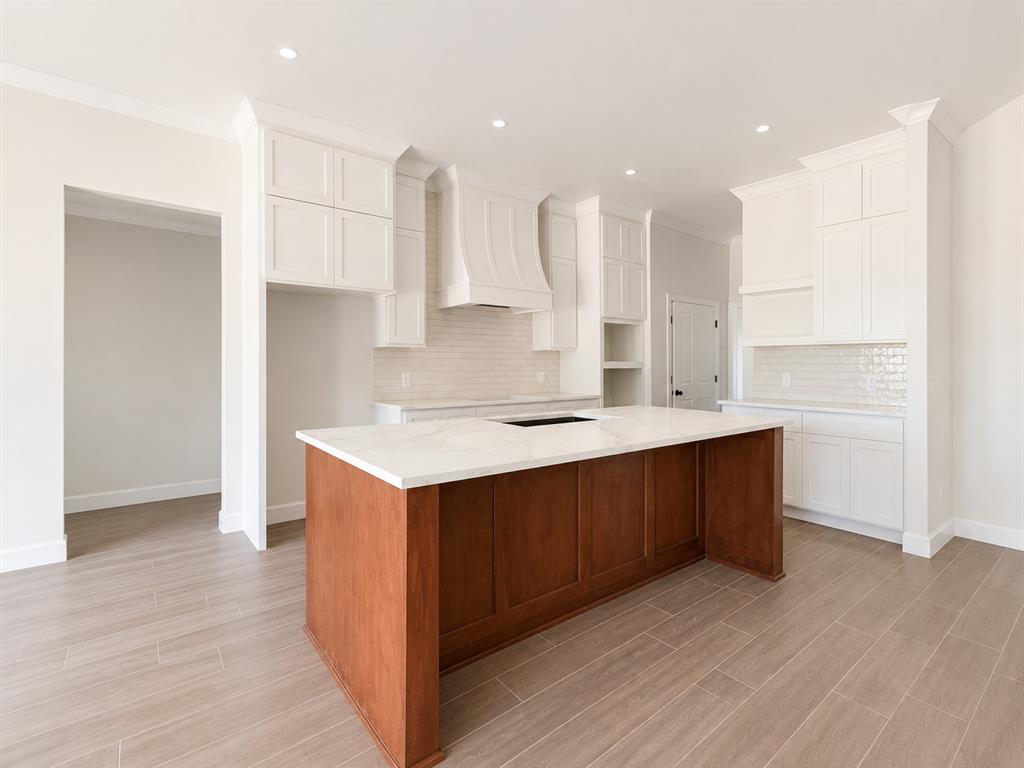 5105 Vine Cliff Road Property Photo 10