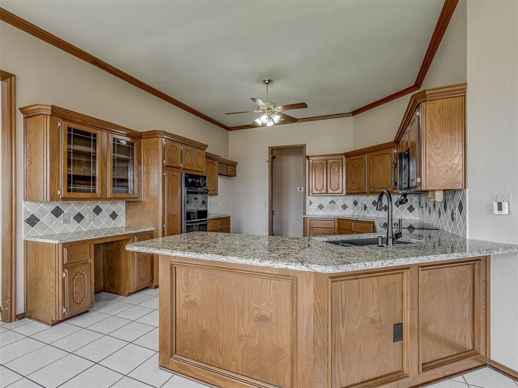 2833 Nw 159th Street Property Photo 7
