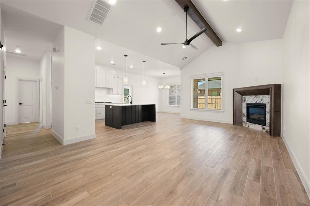 5109 Vine Cliff Road Property Photo 2