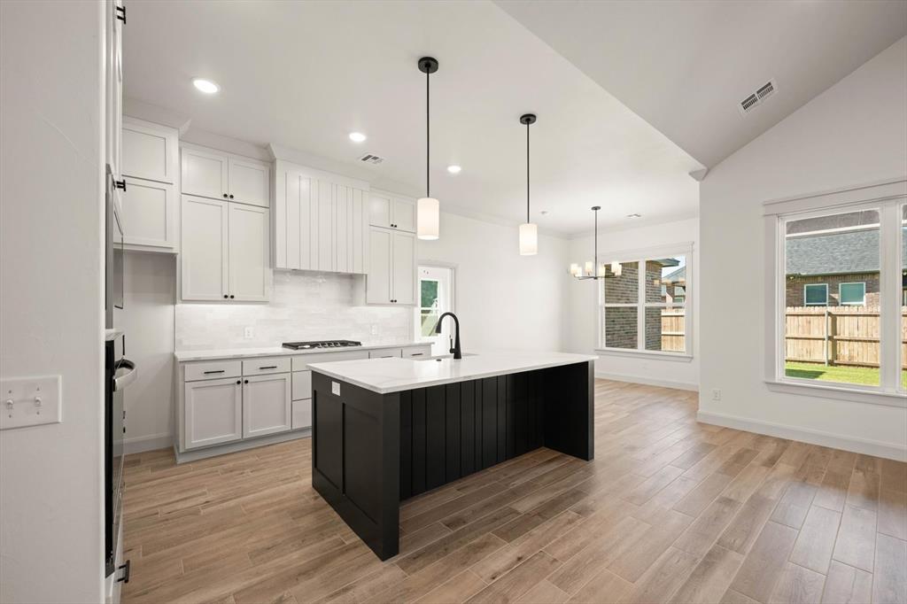 5109 Vine Cliff Road Property Photo 4