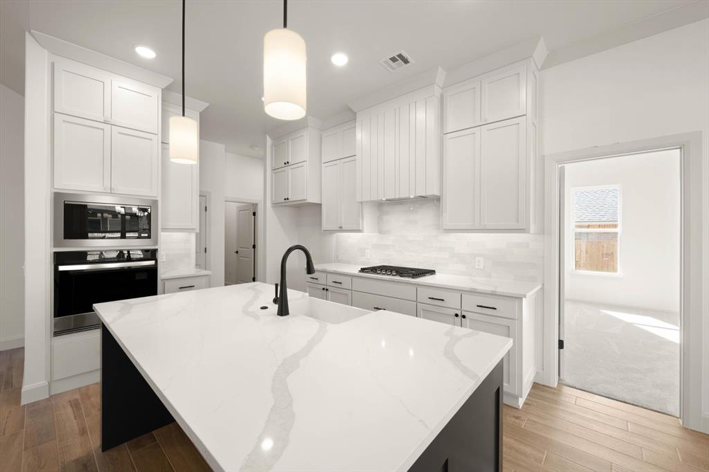 5109 Vine Cliff Road Property Photo 8