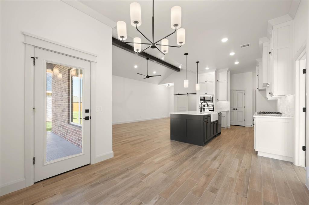 5109 Vine Cliff Road Property Photo 10