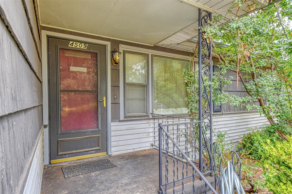 4509 Nw 43rd Street Property Photo 4