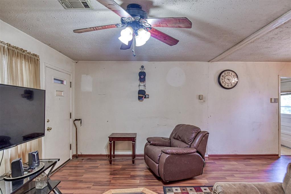 4509 Nw 43rd Street Property Photo 7