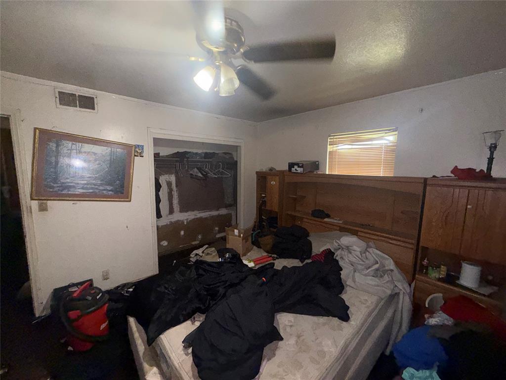 1300 Ne 47th Street Property Photo 17