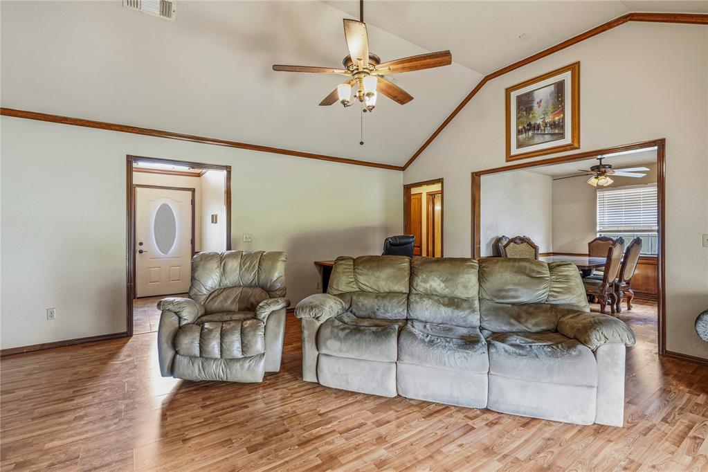 14509 Briarcliff Drive Property Photo 8