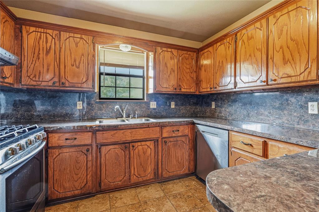 14509 Briarcliff Drive Property Photo 14